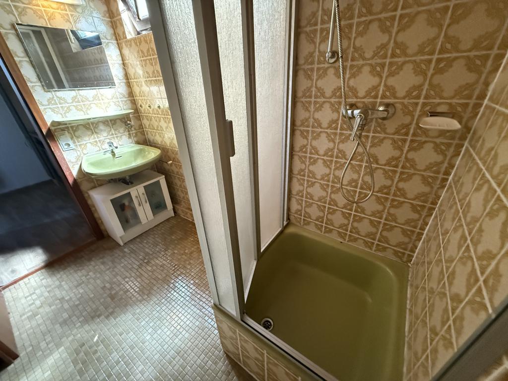 Duschbad / WC UG