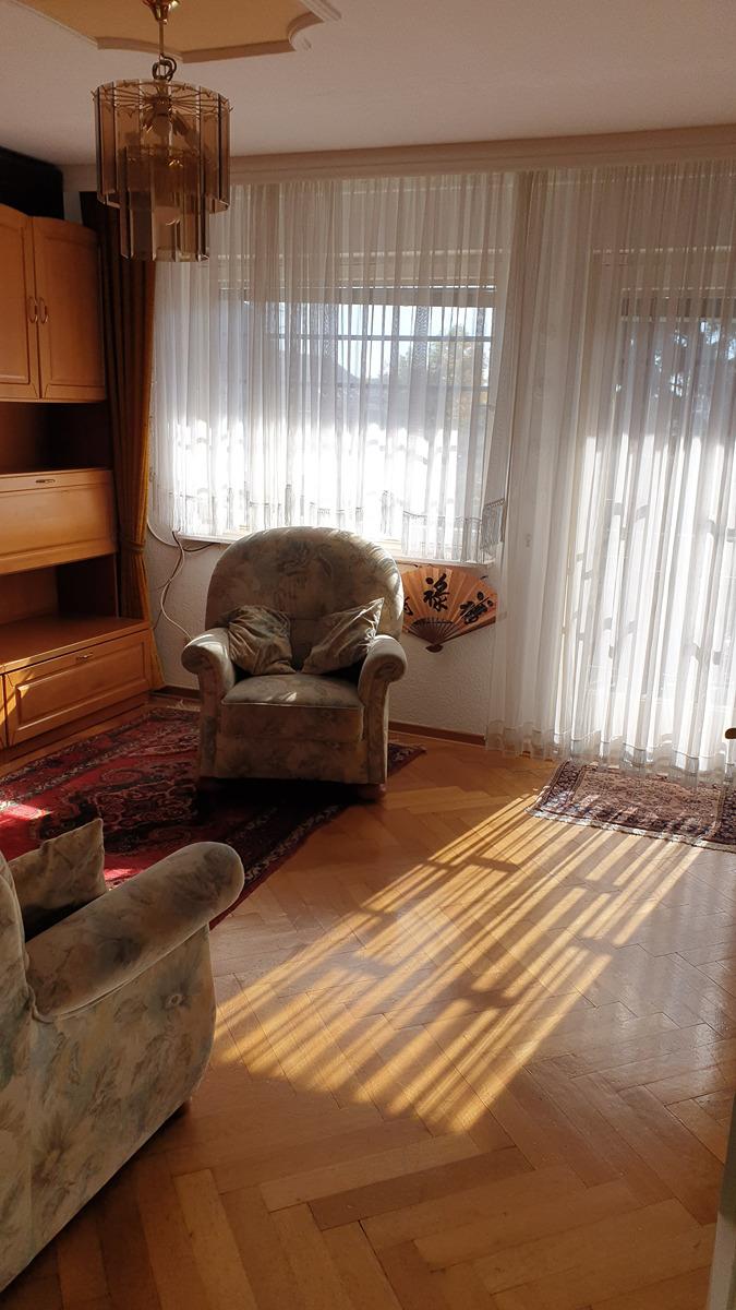 Kinderzimmer mit Balkon.jpg