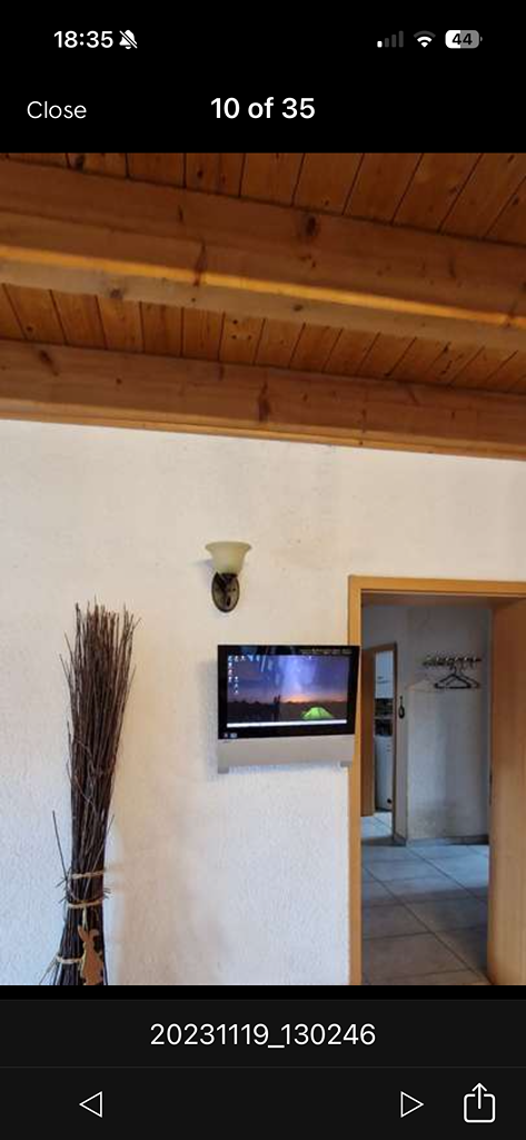 <h1 class="md:text-xl md:leading-6 mt-4 md:mt-10 lg:mb-6 mb-3 text-primary-500 font-semibold text-base leading-5"> Wohnung in Linden </h1> - Photo 2