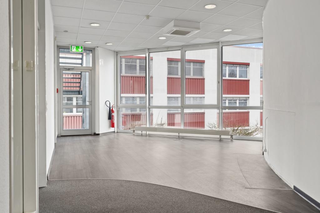 Besprechung / Aufenthalt