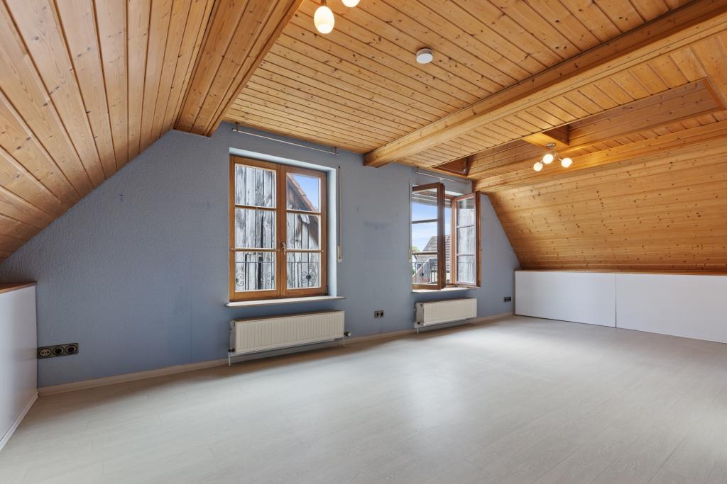 Wohn- und Esszimmer - DG