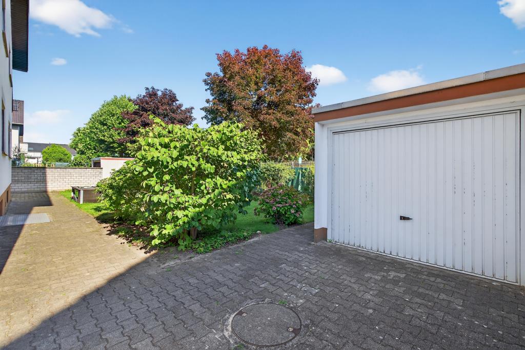Garage EG & Garten