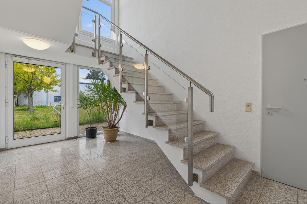 Treppenhaus Anbau Halle 