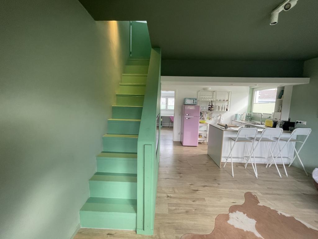 Möblierte Maisonettewohnung mit zwei Schlafzimmern, zwei Bädern und WG-Eignung in Karlsruhe - Foto 1