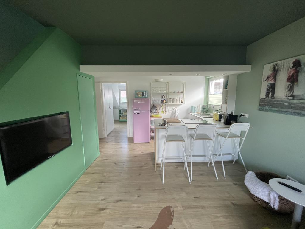 Möblierte Maisonettewohnung mit zwei Schlafzimmern, zwei Bädern und WG-Eignung in Karlsruhe - Foto 2