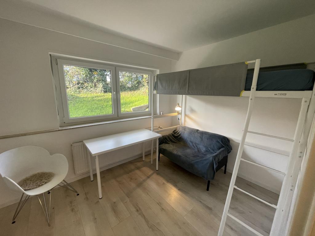 WG-Zimmer für Studierende in ruhiger Lage von Karlsruhe-Wolfartsweier - Foto 4