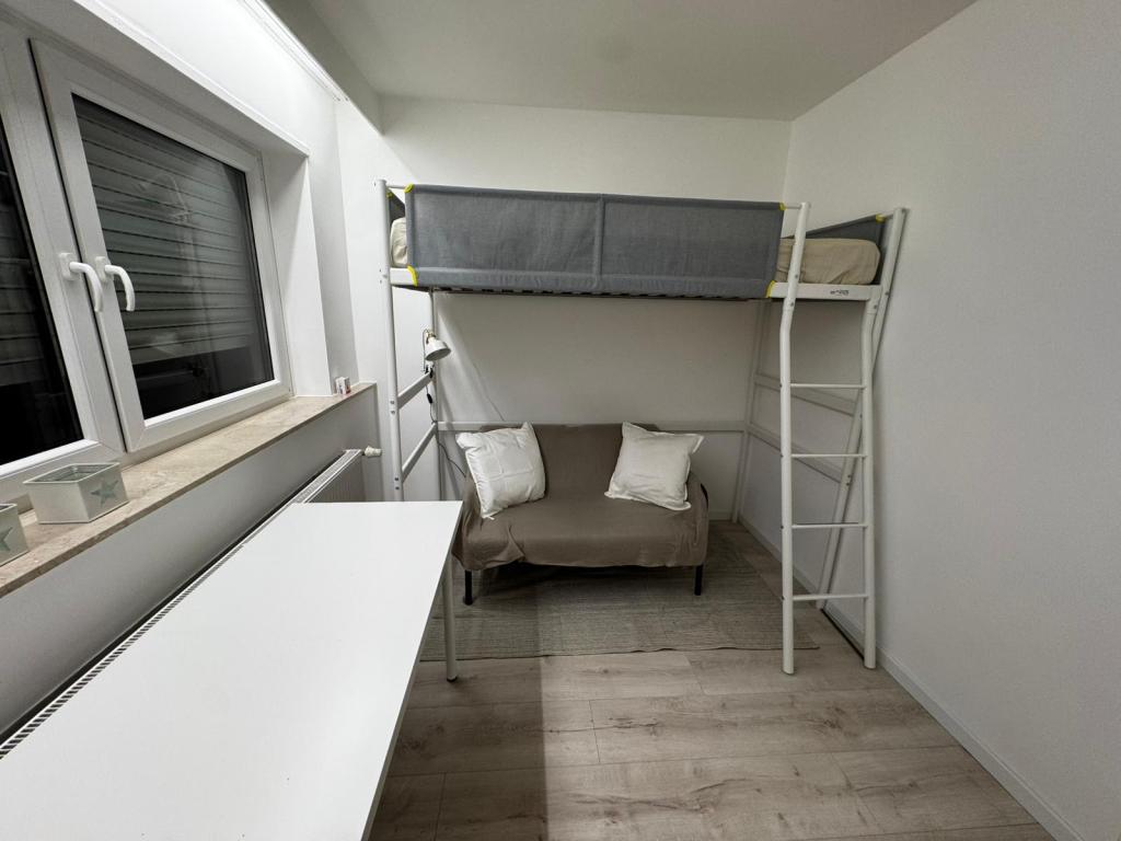 WG-Zimmer für Studierende in ruhiger Lage von Karlsruhe-Wolfartsweier - Foto 3