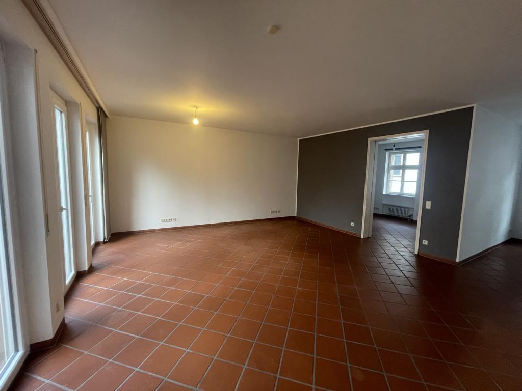 172 m² Wohnen wie im Stadthaus – mitten in der Ettlinger Innenstadt - Foto 3