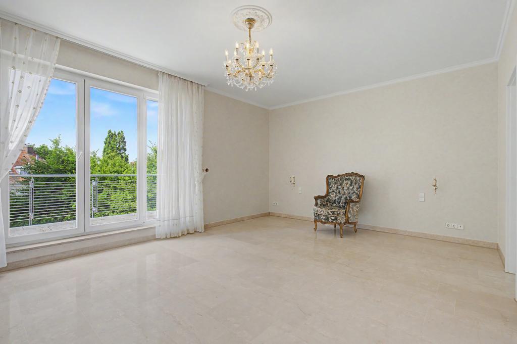 Exklusives Wohnen auf 176 m² – Penthouse mit 2 Terrassen, Kamin und neuer Einbauküche - Photo 1
