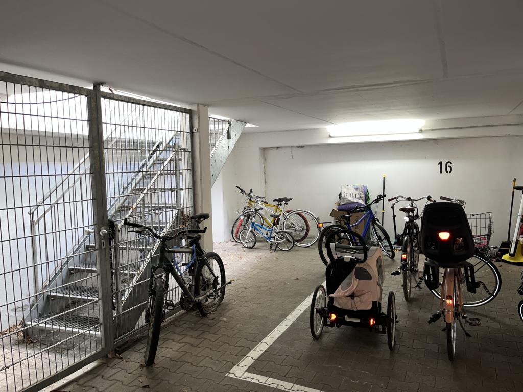 Moderne 3-Zimmer-Wohnung mit Wintergarten und Tiefgaragenstellplatz nähe Ludwigsplatz – frei ab 01.08.2026 - Photo 4
