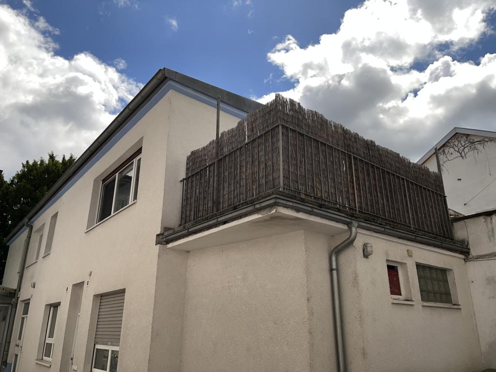 Ruhiges 1-Zimmer-Apartment mit großem Balkon – Begehrte Innenstadtlage in Karlsruhe - Photo 4