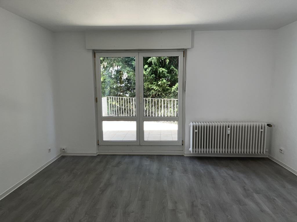 Frisch saniertes 1-Zimmer-Apartment mit großer Terrasse – Ruhige Oase in Innenstadtlage - Photo 2