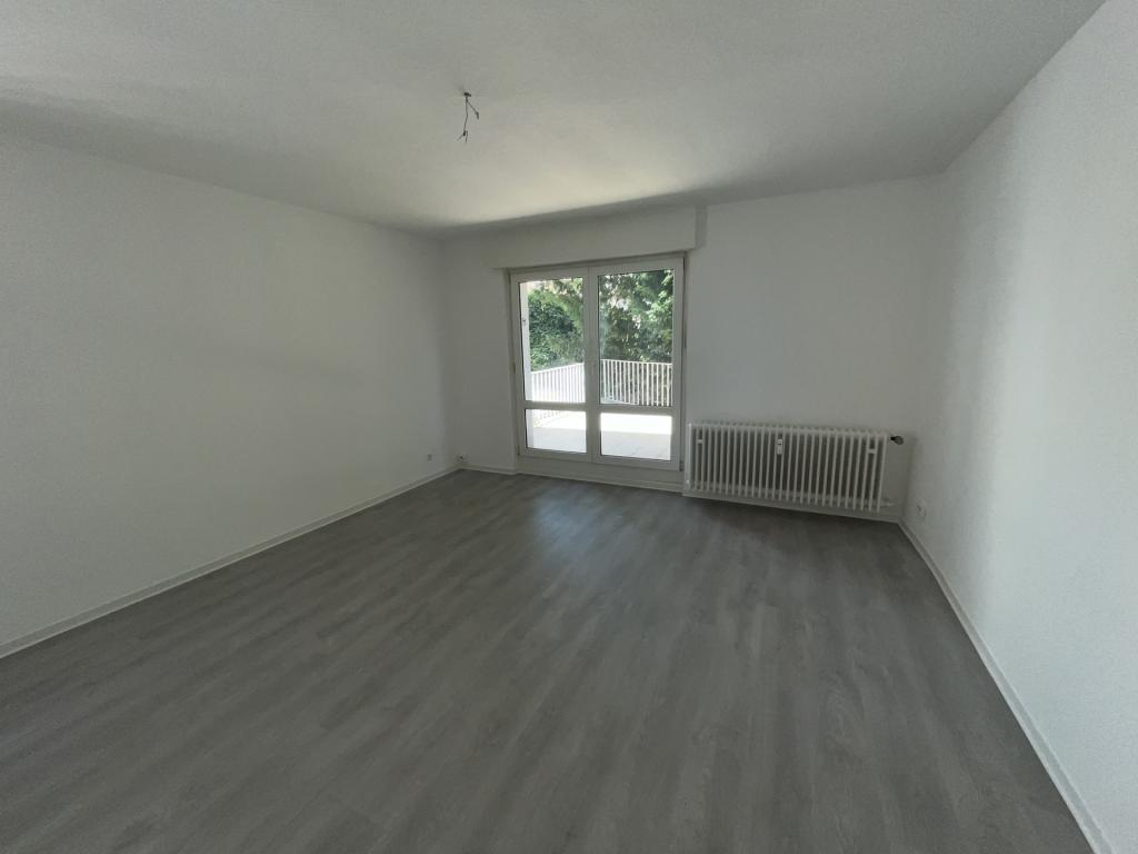 Frisch saniertes 1-Zimmer-Apartment mit großer Terrasse – Ruhige Oase in Innenstadtlage - Photo 1