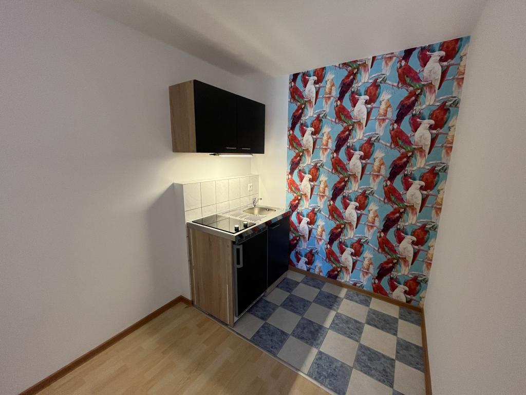 Bezugsfreie Maisonette-Wohnung nahe dem Erbprinz: möbliert & perfekt für eine 3er-WG - Foto 5