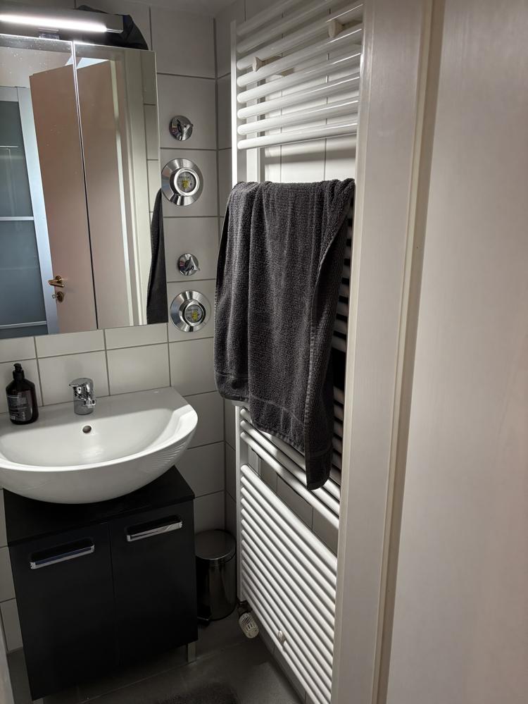 NEU! Perfekte kleine geschmackvolle Wohnung mit eigenem Eingang! - Foto 5