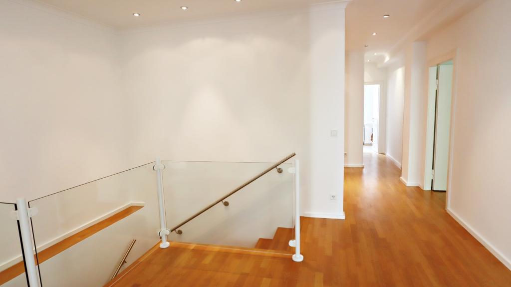 Blick vom Balkonzimmer zur Diele