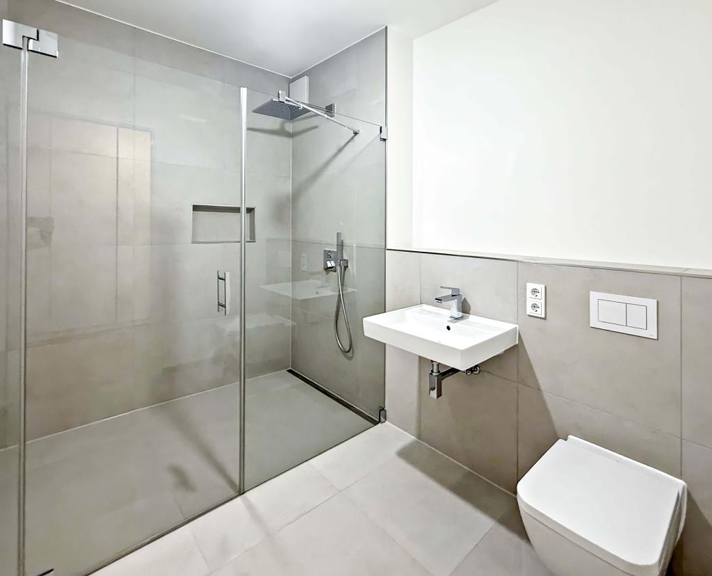 Erstbezug: Hochwertiges Apartment mit Garten in beliebter Lage von Oberkassel - Foto 4