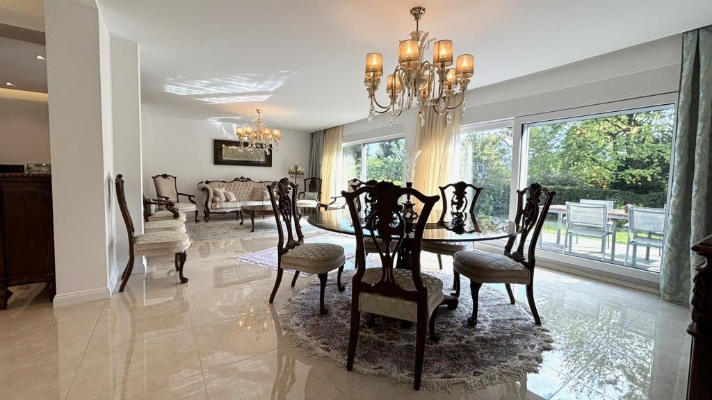 Einfamilienhaus mit traumhaftem Garten in Lohausen - Foto 2