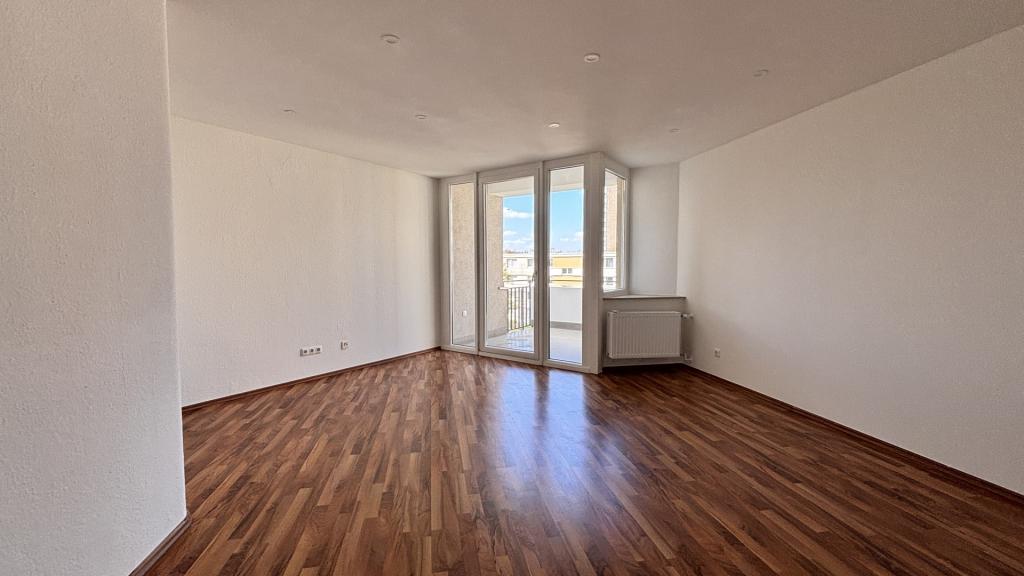 2,5 Zimmer-Wohnung mit neuer hochwertiger EBK zum Erstbezug nach vollständiger Renovierung - Photo 1