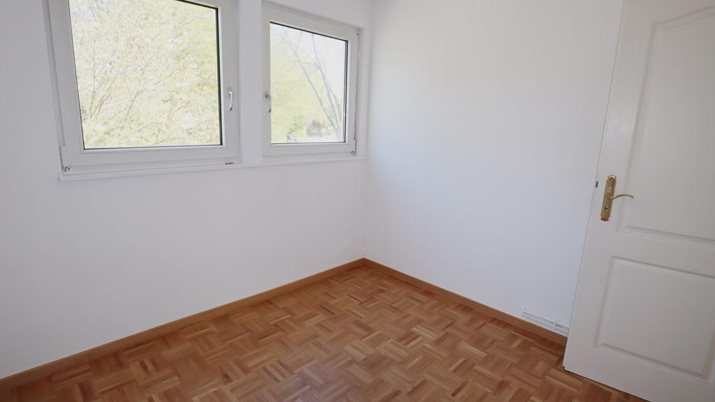 Gute Lage in Wittlaer: Freistehendes Einfamilienhaus mit Garten - Photo 1