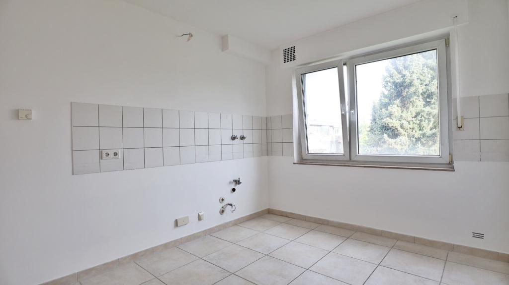 Helle, frisch renovierte 3-Zimmer-Wohnung in ruhiger Lage von Ratingen-Lintorf - Photo 2