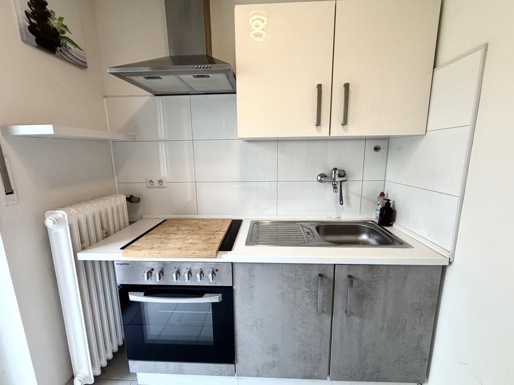 Stilvoll möblierte 1-Zimmer-Wohnung mit Balkon in begehrter Lage von Meerbusch-Büderich - Photo 5