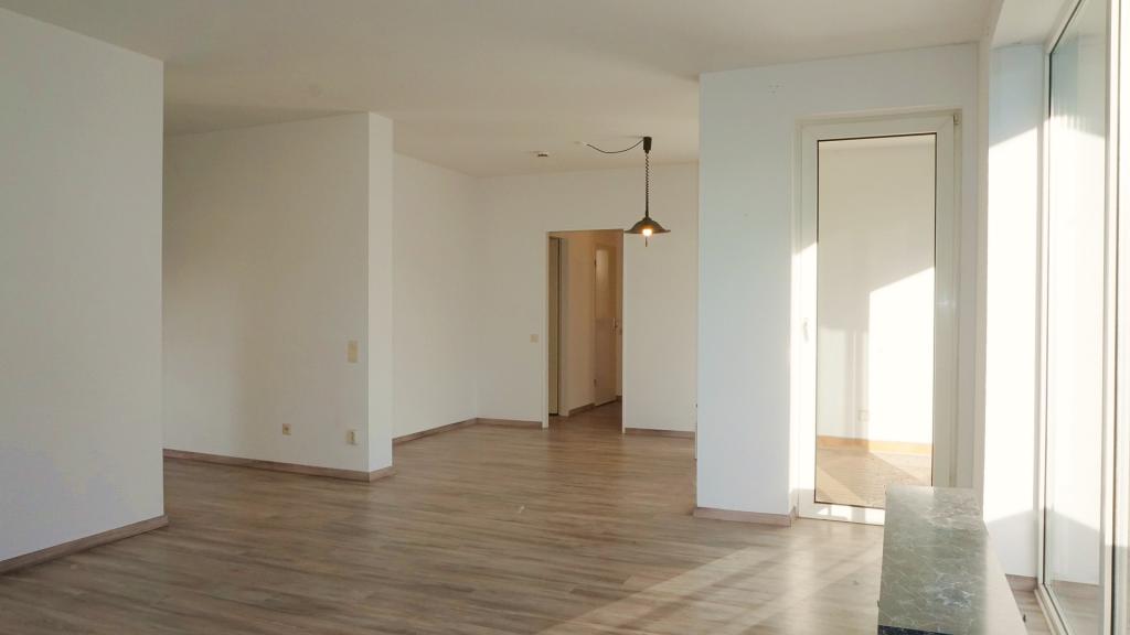 Geräumige 3-Zimmer-Wohnung mit Balkon und idealer Anbindung in ruhiger Lage von Benrath - Foto 1