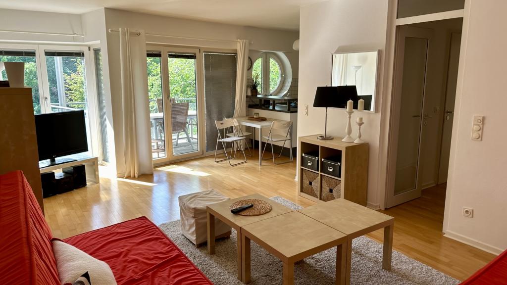 Freundliche 2-Zimmerwohnung mit herrlichem Grünblick - Foto 2