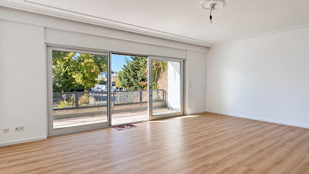 Stilvoll wohnen in Bredeney – Kernsaniertes Wohnjuwel mit Balkon - Photo 3