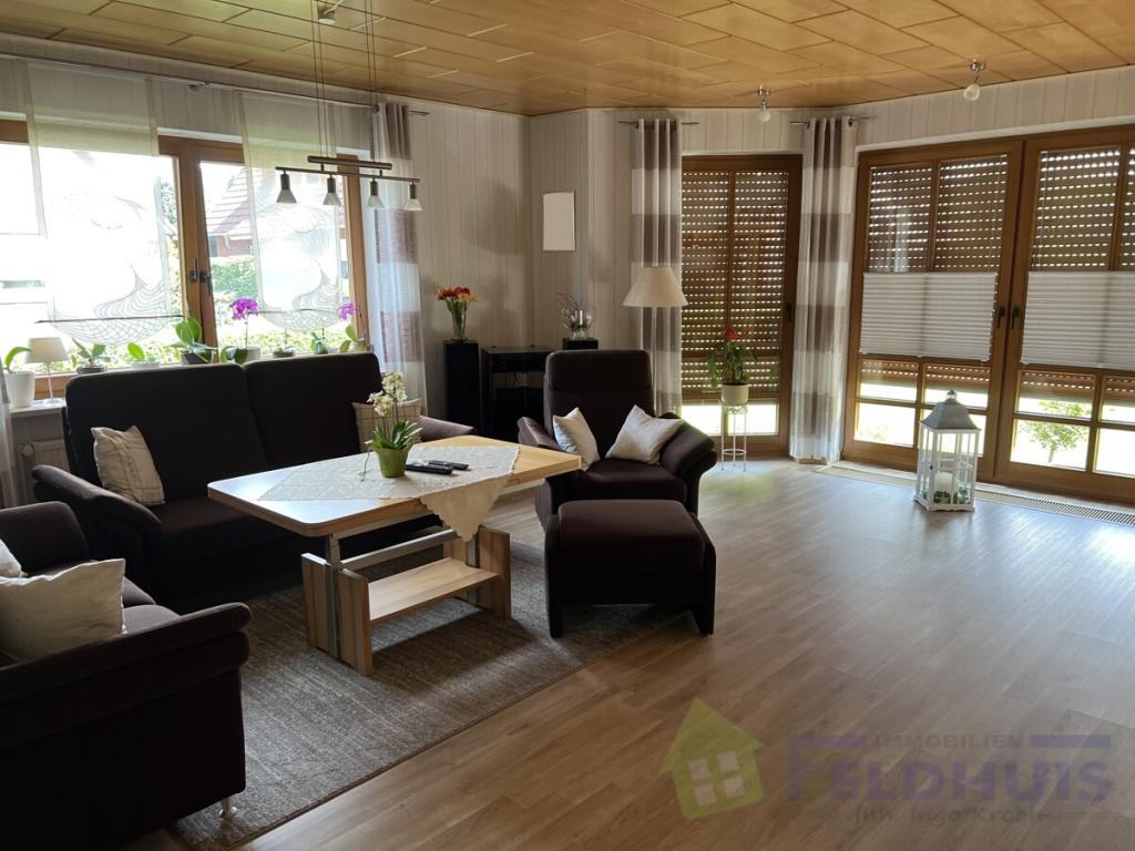 Wohnzimmer Bild 1