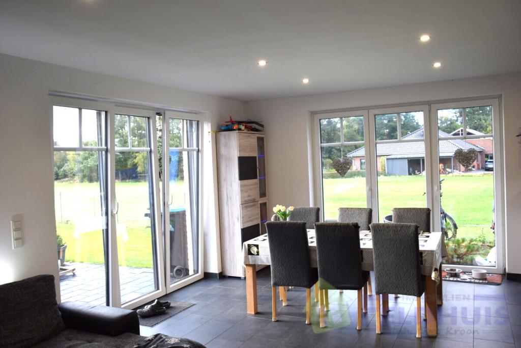 Wohn-Esszimmer Bild 1