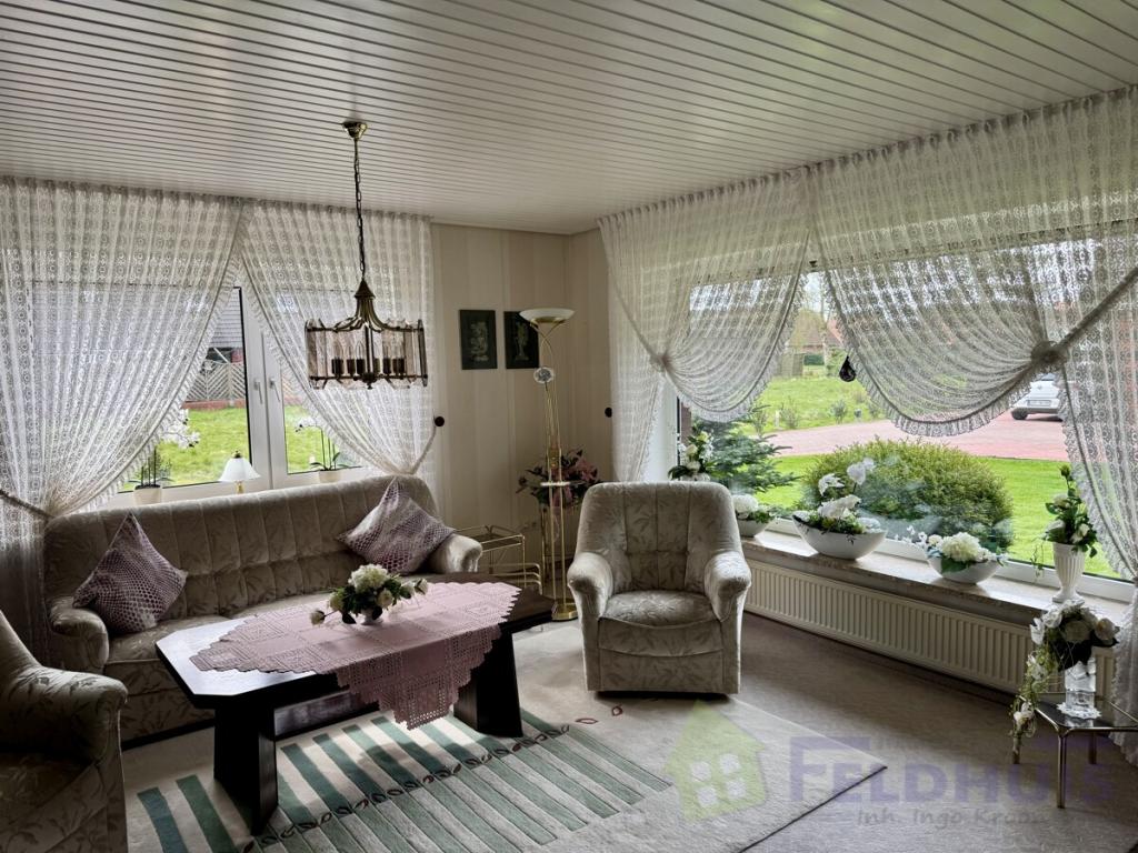 Charmantes Einfamilienhaus mit großzügigem Raumangebot in Moormerland-Neermoor! - Photo 4