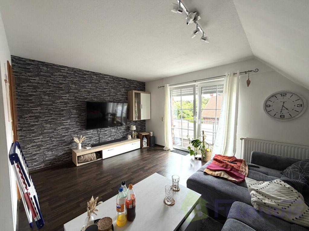 Charmante 2-Zimmer-Obergeschosswohnung mit Balkon in Moormerland-Veenhusen! - Foto 2