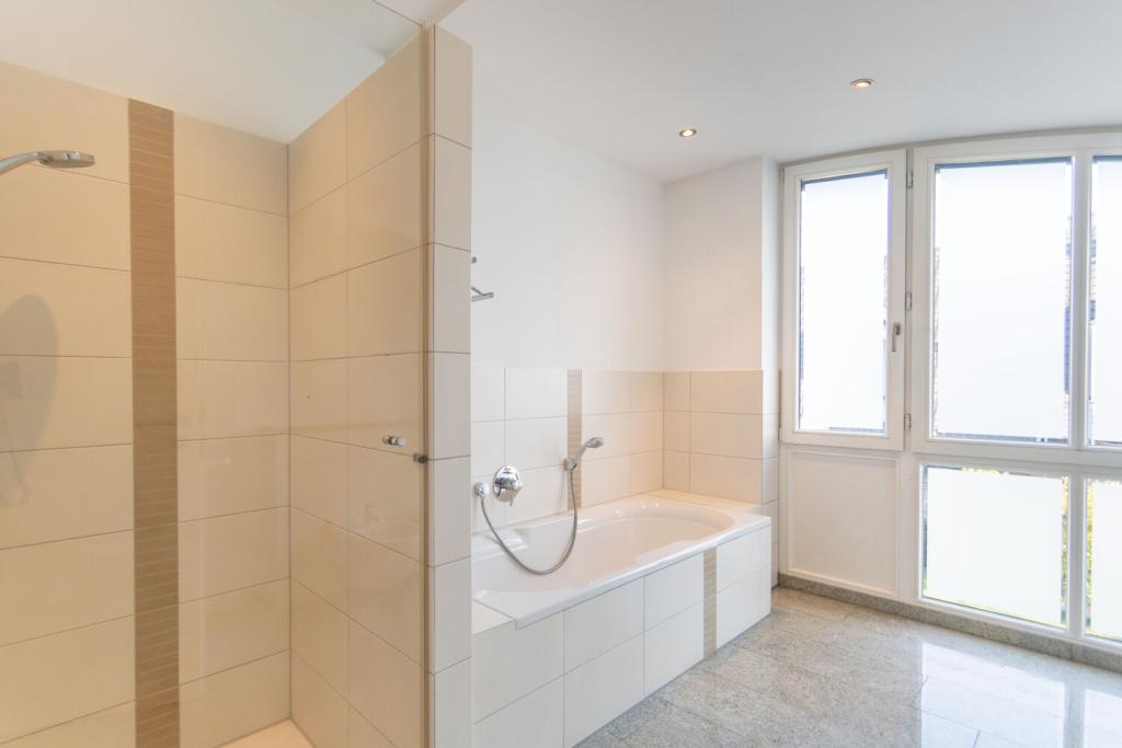 Modernes Einfamilienhaus mit hochwertiger Ausstattung in Rheinnähe - Foto 5