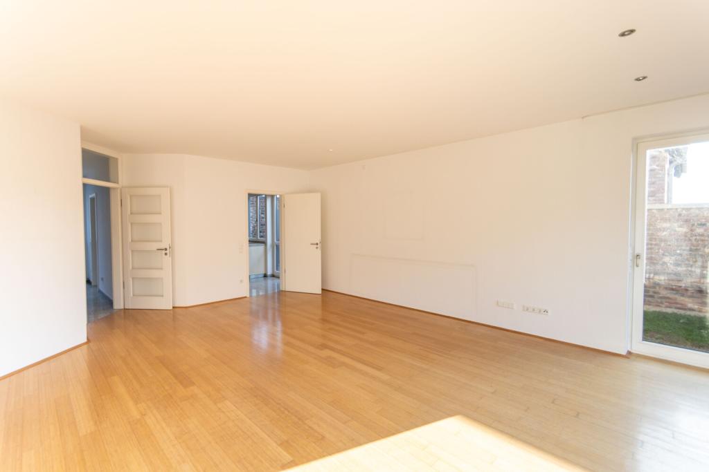 Modernes Einfamilienhaus mit hochwertiger Ausstattung in Rheinnähe - Foto 1