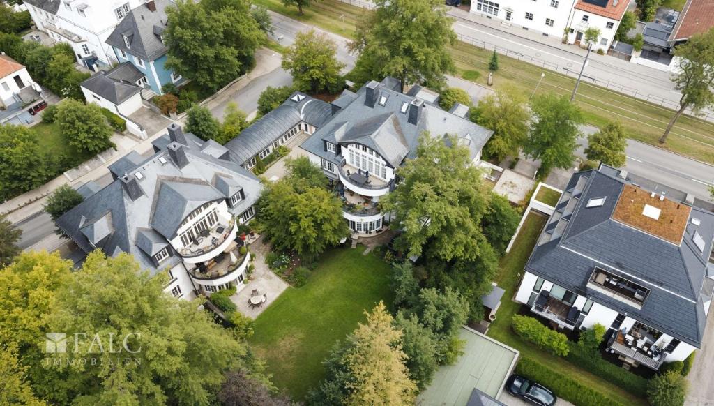 Hausansicht groß