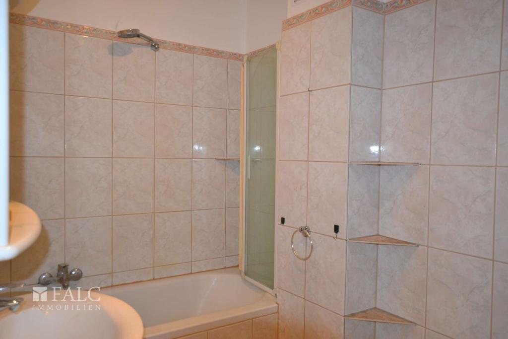 Schöne zwei Zimmer Wohnung nähe Stockdorf BHF - Photo 5