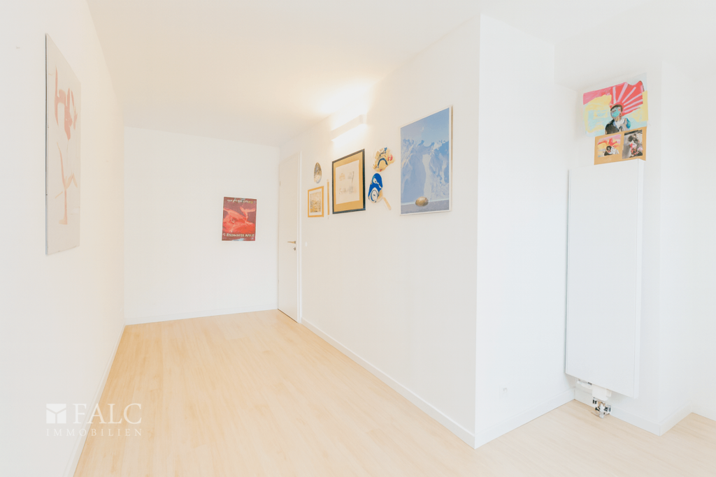 Büro/Kinderzimmer 2.OG