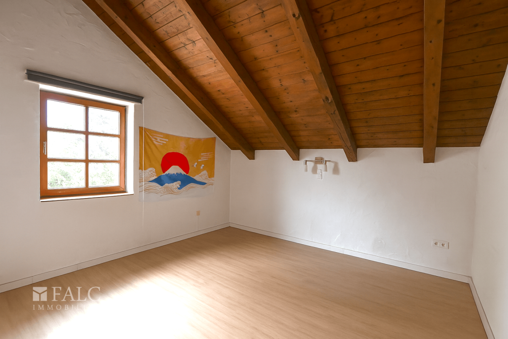 Schlafzimmer DG