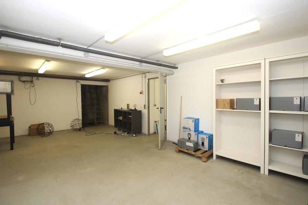 … ca. 32 m²