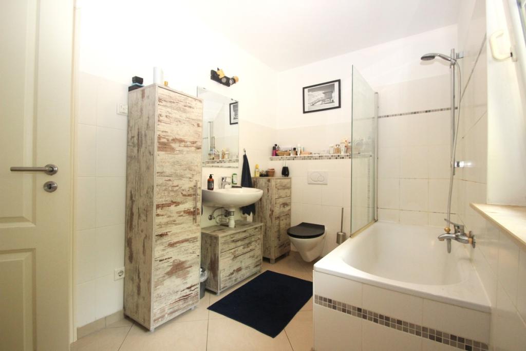 Das zweite Wannenbad mit...