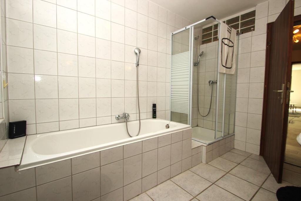 Urlaubsidylle das ganze Jahr 3-Zimmer-EG-Wohnung in Eitorf-Bohlscheid! - Photo 3