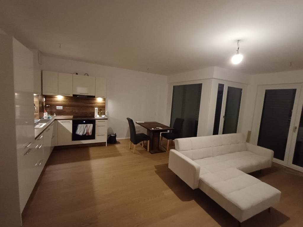 Erstbezug in Pasing: Lichtdurchflutetes möbliertes Premium-Zimmer - Photo 2