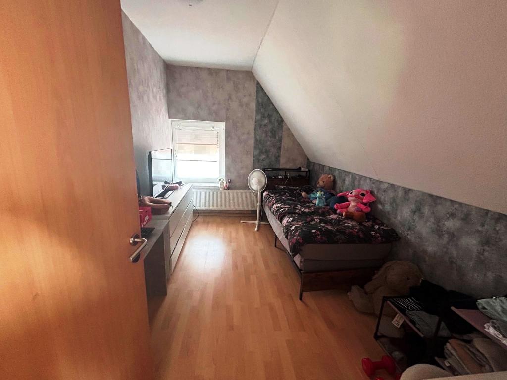 ***Geräumige 4 Zimmer-Wohung im Zentrum von Jemgum*** - Foto 1
