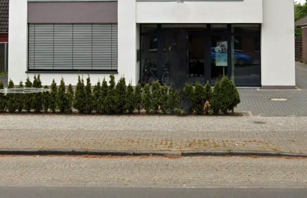 Straßenansicht 