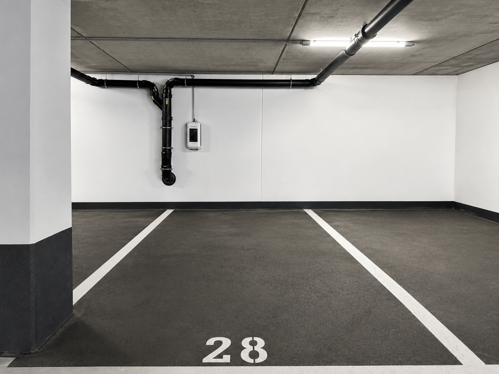 Neubau Dachgeschosswohnung mit hochwertiger Küche & TG-Stellplatz - Foto 2