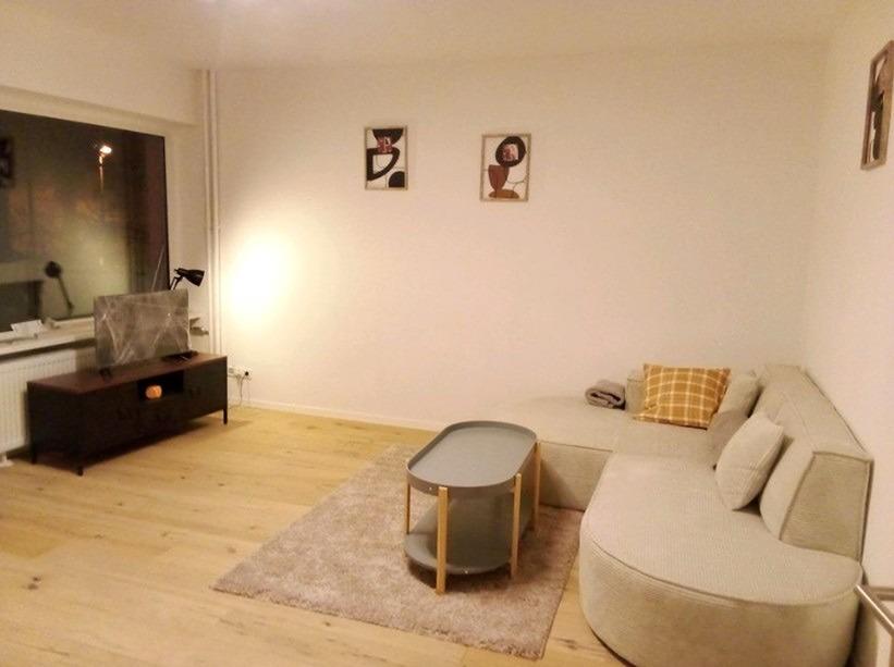 kl. Single Wohnung Innenstad in Braunschweig, neu renoviert, voll möbliert , mit allen Hausgeräten, in ruhige, Grüne Lage, nur ca. 300m von Straßenbahn entfernt - Foto 2
