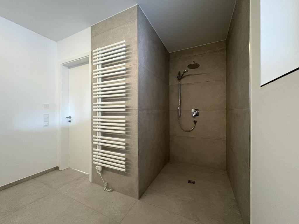 Stilvolle Erdgeschoss-Neubauwohnung mit eigenem Garten in Wiedenbrück - Foto 5