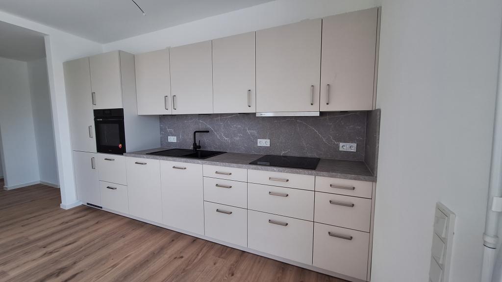Penthouse-Wohnung mit großzügiger Dachterrasse und hochwertiger Ausstattung - Foto 3