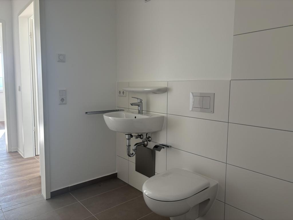Lebensqualität im neuen Wohnquartier "Grünheide" - Stadtnah wohnen und im Grünen leben! - Photo 2